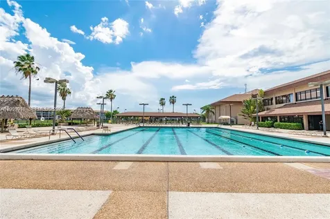 1400 SW 124th Terrace Pembroke Pines FL 33027