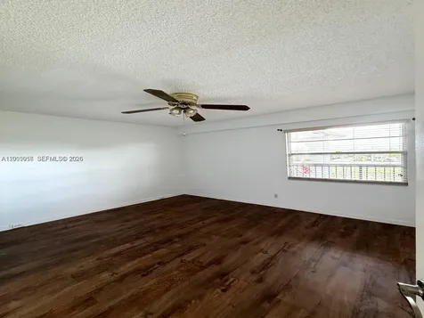 1400 SW 124th Terrace Pembroke Pines FL 33027