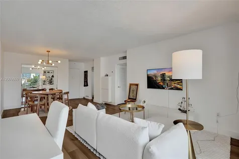 400 Kings Point Drive Sunny Isles Beach FL 33160