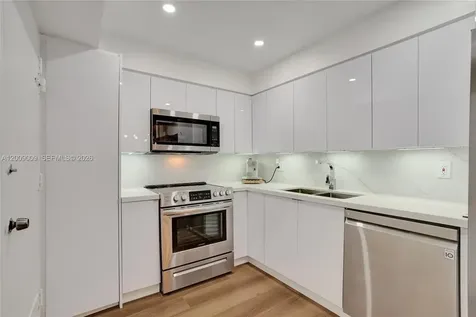 400 Kings Point Drive Sunny Isles Beach FL 33160