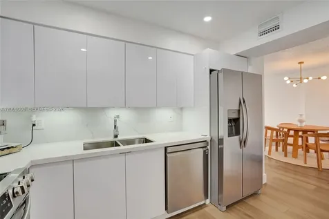 400 Kings Point Drive Sunny Isles Beach FL 33160
