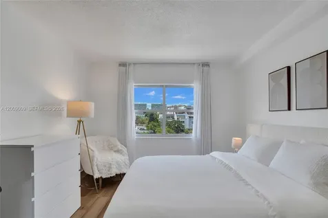 400 Kings Point Drive Sunny Isles Beach FL 33160