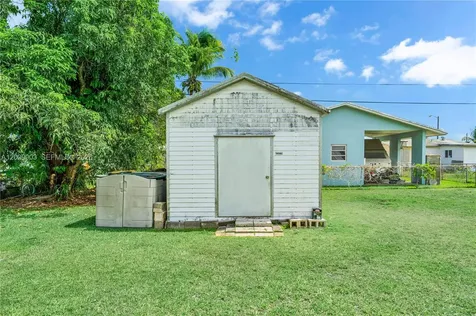 1570 NE 15th Street Homestead FL 33033