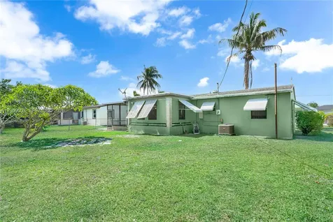 1570 NE 15th Street Homestead FL 33033