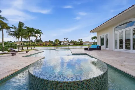 14370 Jockey Circle N Davie FL 33330