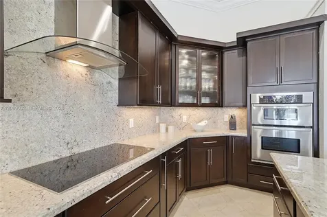 14370 Jockey Circle N Davie FL 33330