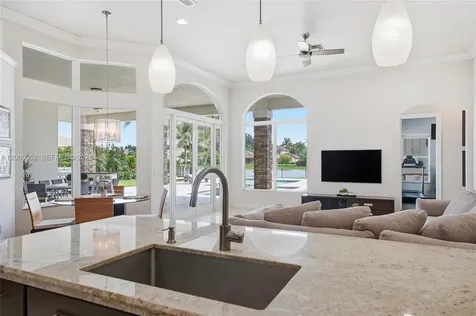 14370 Jockey Circle N Davie FL 33330