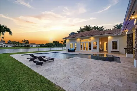 14370 Jockey Circle N Davie FL 33330