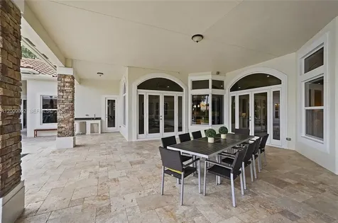 14370 Jockey Circle N Davie FL 33330