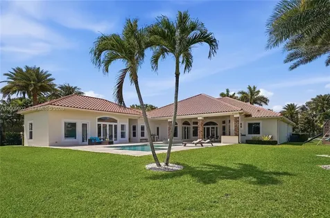 14370 Jockey Circle N Davie FL 33330