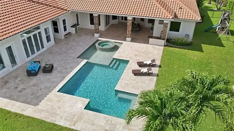14370 Jockey Circle N Davie FL 33330