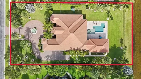 14370 Jockey Circle N Davie FL 33330