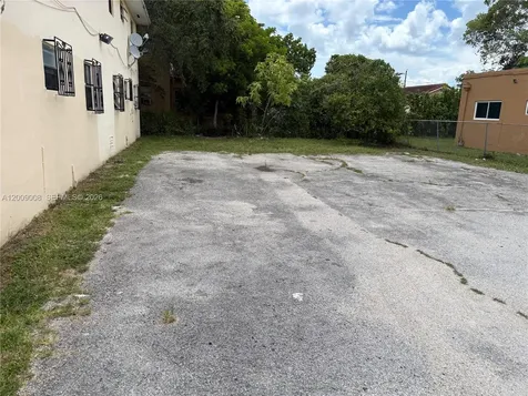 1198 NW 61st Street Miami FL 33127