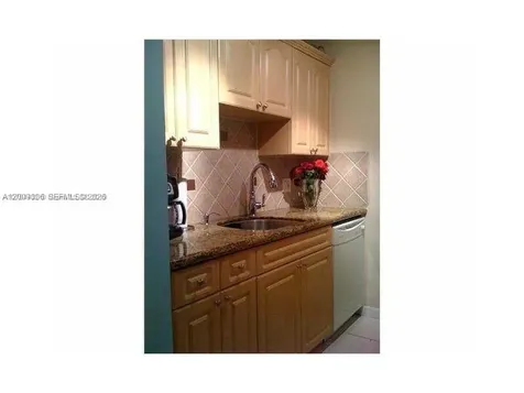 4163 SW 67th Avenue Davie FL 33314