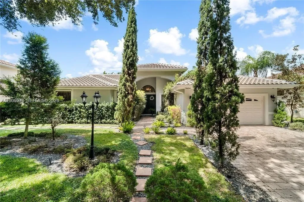 3604 Barbados Avenue Cooper City FL 33026