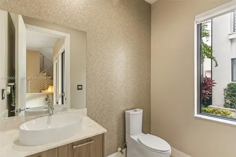 8249 NW 46th Street Doral FL 33166