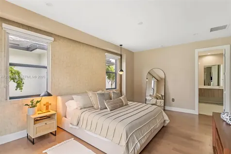 8249 NW 46th Street Doral FL 33166