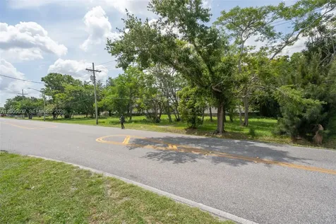 5574 Old Cheney Highway Orlando FL 32807
