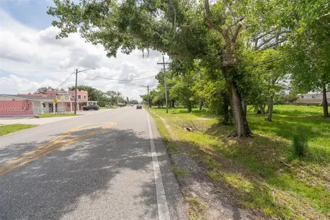 5574 Old Cheney Highway Orlando FL 32807