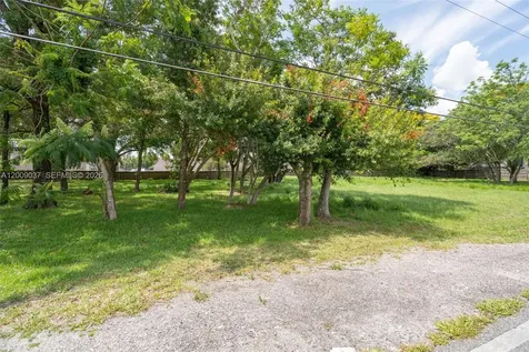 5574 Old Cheney Highway Orlando FL 32807