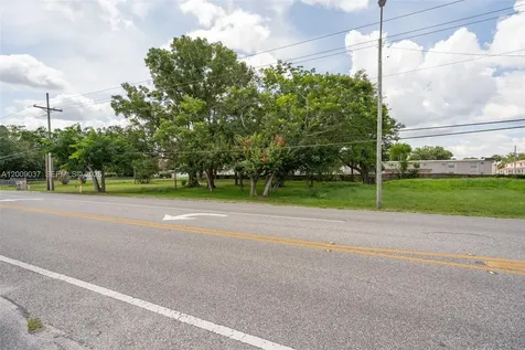 5574 Old Cheney Highway Orlando FL 32807
