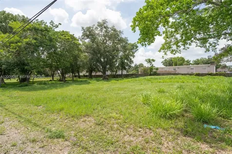 5574 Old Cheney Highway Orlando FL 32807