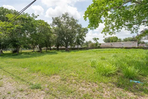 5574 Old Cheney Highway Orlando FL 32807