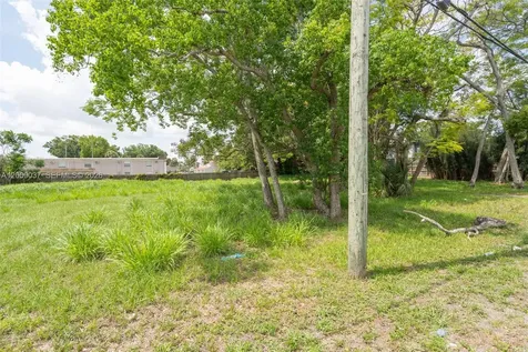 5574 Old Cheney Highway Orlando FL 32807