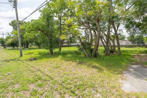 5574 Old Cheney Highway Orlando FL 32807