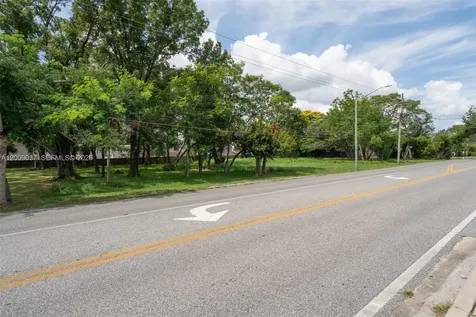 5574 Old Cheney Highway Orlando FL 32807