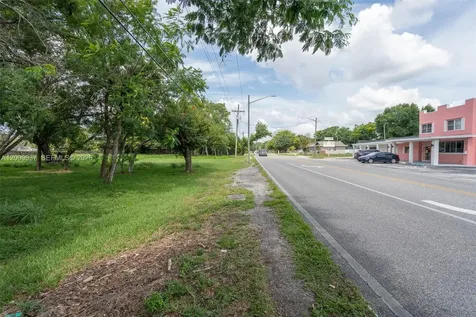 5574 Old Cheney Highway Orlando FL 32807