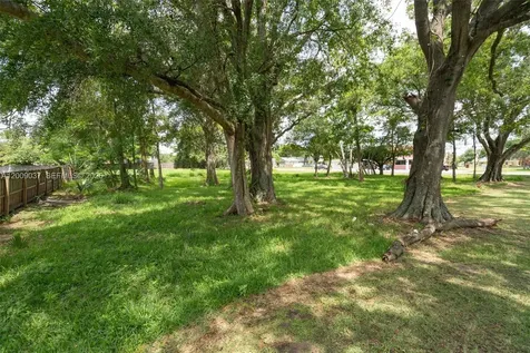 5574 Old Cheney Highway Orlando FL 32807