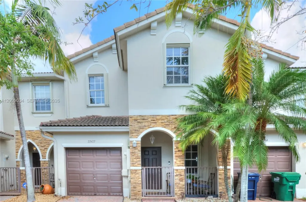 22472 SW 89th Path Cutler Bay FL 33190