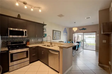 22472 SW 89th Path Cutler Bay FL 33190