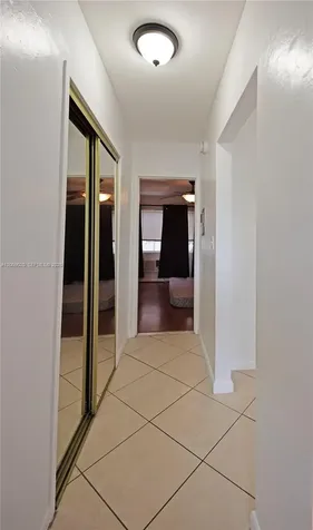 2250 Bay Drive Miami Beach FL 33141