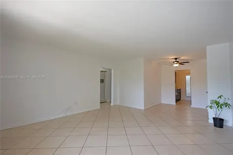 2250 Bay Drive Miami Beach FL 33141