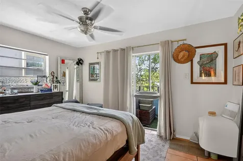 3304 Virginia Street Miami FL 33133