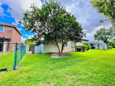 280 SW 167th Avenue Pembroke Pines FL 33027