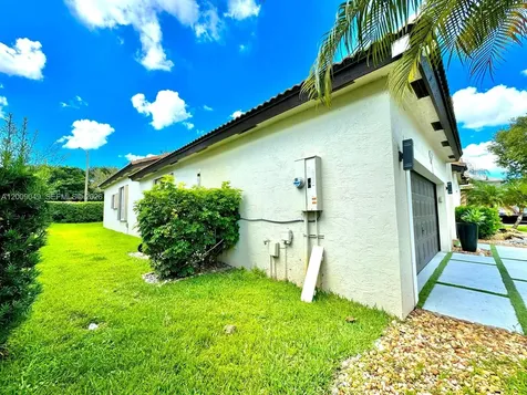280 SW 167th Avenue Pembroke Pines FL 33027