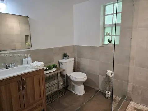 1219 Meridian Avenue Miami Beach FL 33139