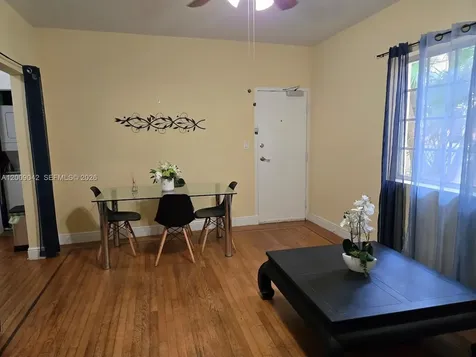 1219 Meridian Avenue Miami Beach FL 33139