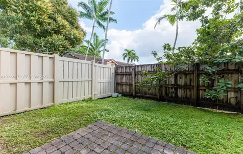 59 SE 3rd Avenue Hallandale Beach FL 33009