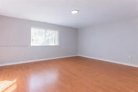 59 SE 3rd Avenue Hallandale Beach FL 33009