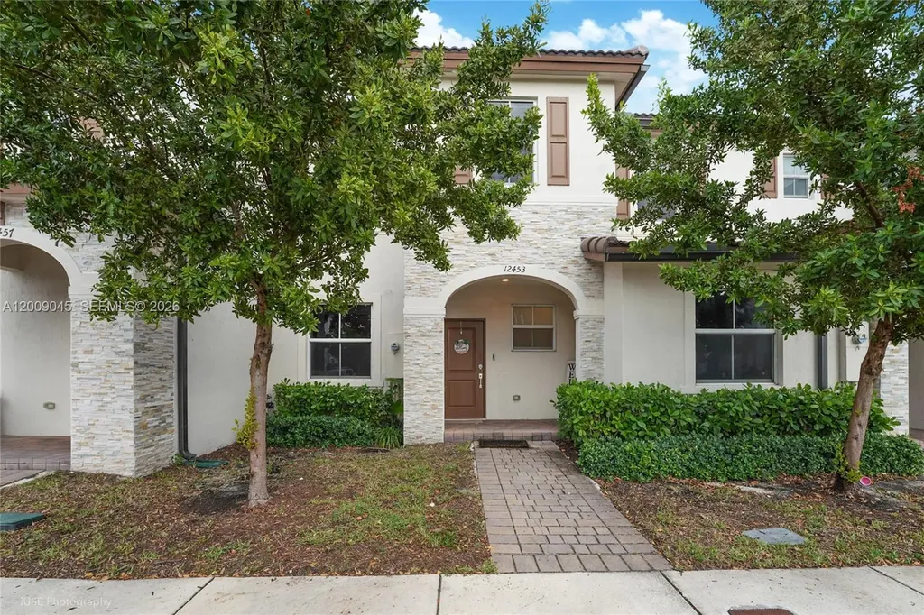 12453 NW 23rd Court Miami FL 33167