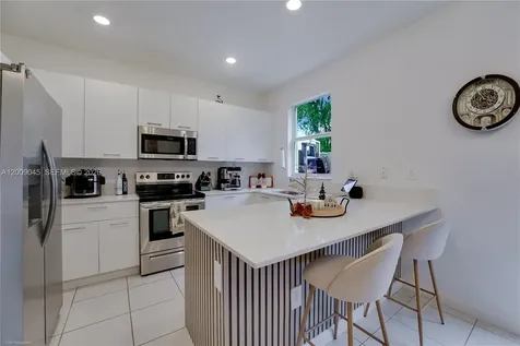 12453 NW 23rd Court Miami FL 33167