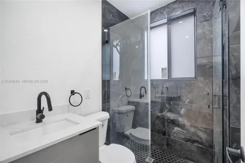 629 SW 10th Avenue Miami FL 33130