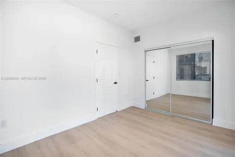 629 SW 10th Avenue Miami FL 33130