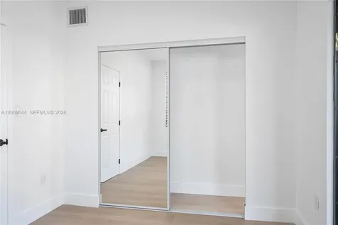 629 SW 10th Avenue Miami FL 33130