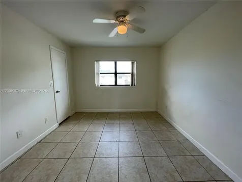 3957 NW 87th Avenue Sunrise FL 33351