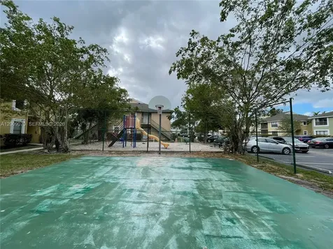 3957 NW 87th Avenue Sunrise FL 33351